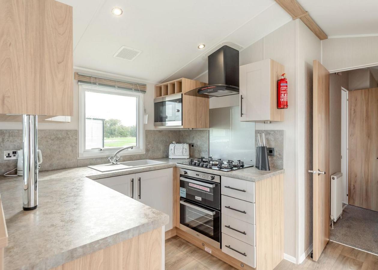 Home Farm Park Lakeside Retreat Burgh le Marsh Ruang foto