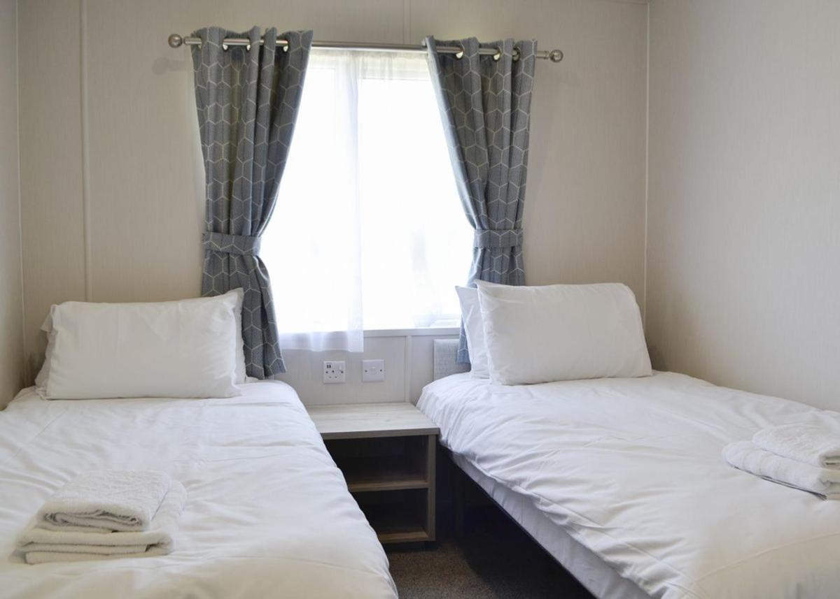 Home Farm Park Lakeside Retreat Burgh le Marsh Ruang foto